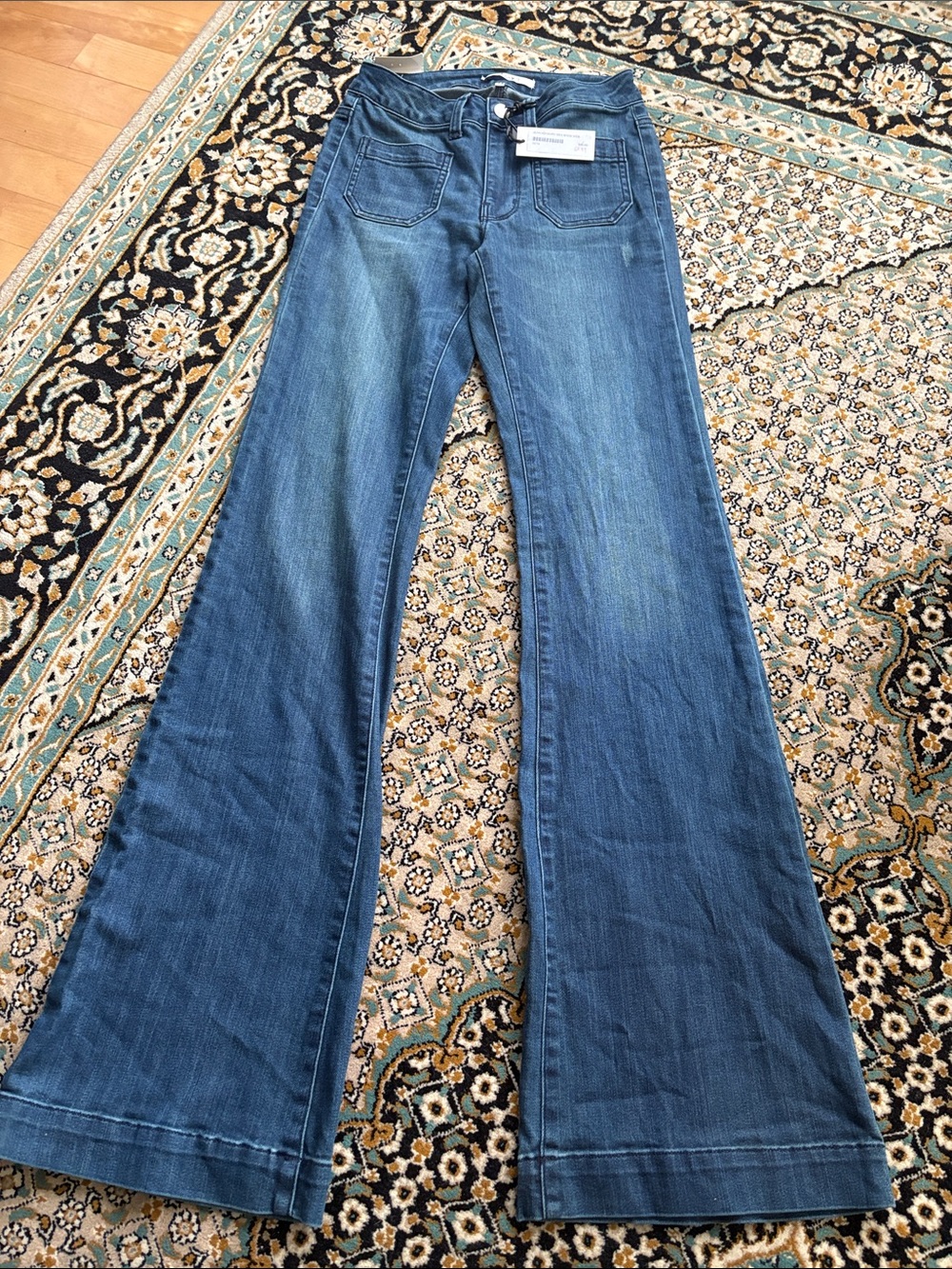 Dex High-Rise Flared Jeans - Blue River